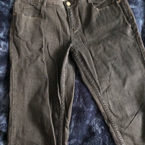 Jeans - Picture 3 of 3